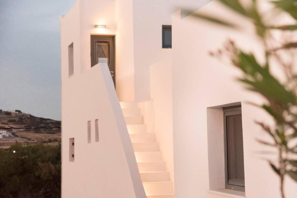 Sunny Studio W.Breathtaking Naxos Views In Isterni Appartamento Isterni  Esterno foto
