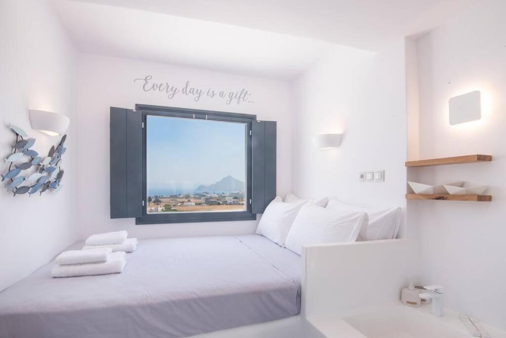 Sunny Studio W.Breathtaking Naxos Views In Isterni Appartamento Isterni  Esterno foto