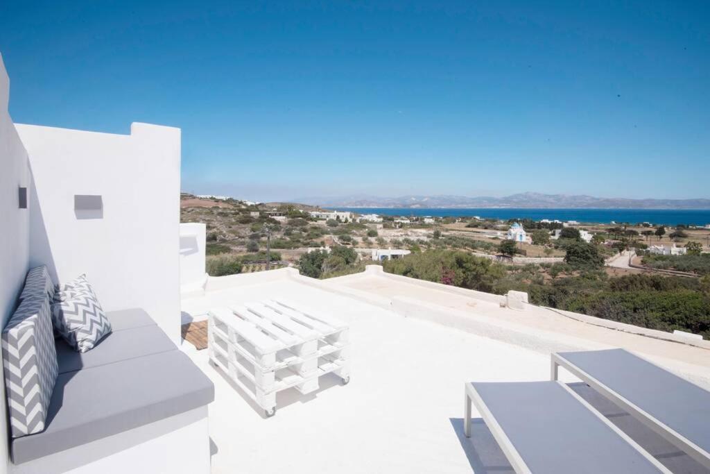 Sunny Studio W.Breathtaking Naxos Views In Isterni Appartamento Isterni  Esterno foto