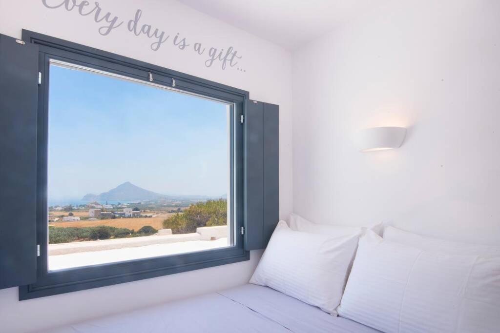 Sunny Studio W.Breathtaking Naxos Views In Isterni Appartamento Isterni  Esterno foto